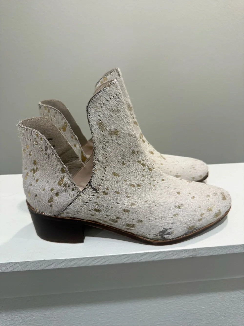 Coconuts by Matisse White Pony Hair Ankle Boots with Gold Speckle
